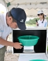 風などの影響を排除した状態で、毎回ゼロセットして正確に検量された。